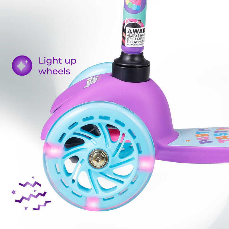 Licensed Tilt/Turn Scooter Light Up Wheels - Gabbys Dollhouse